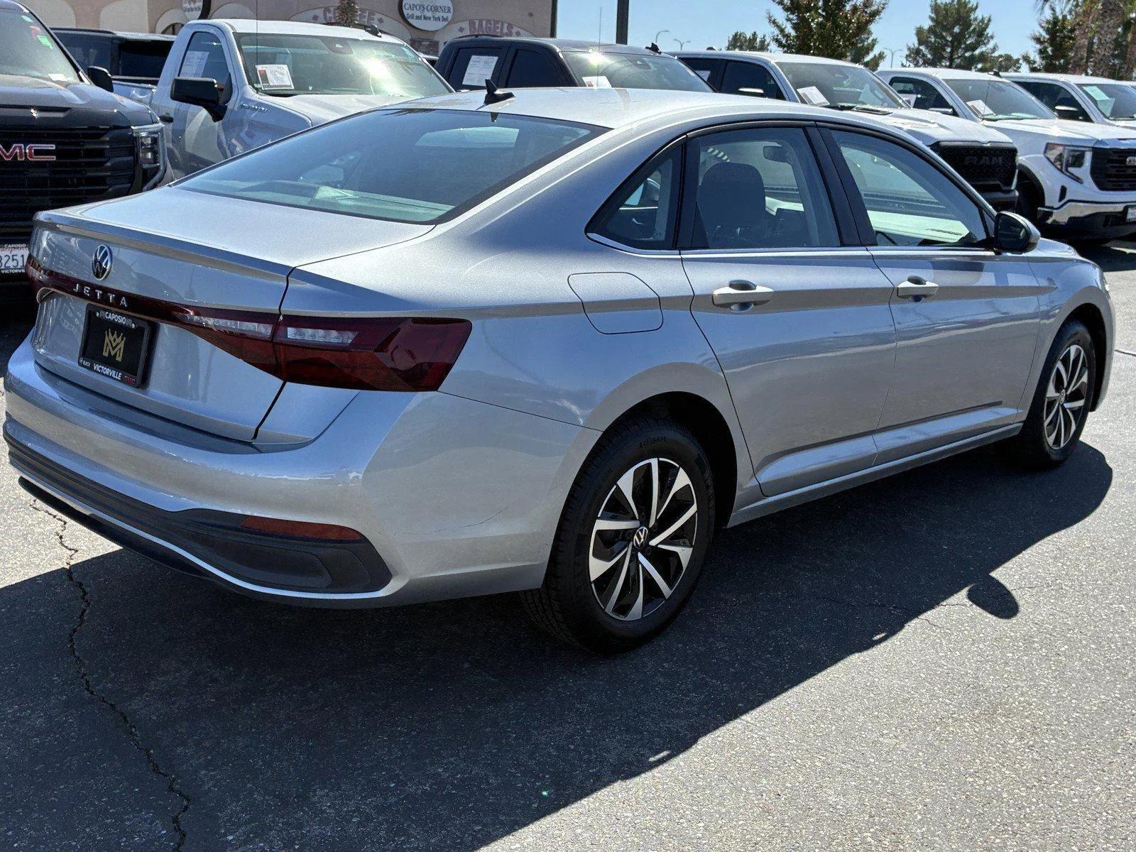 Used 2025  Volkswagen S image 6