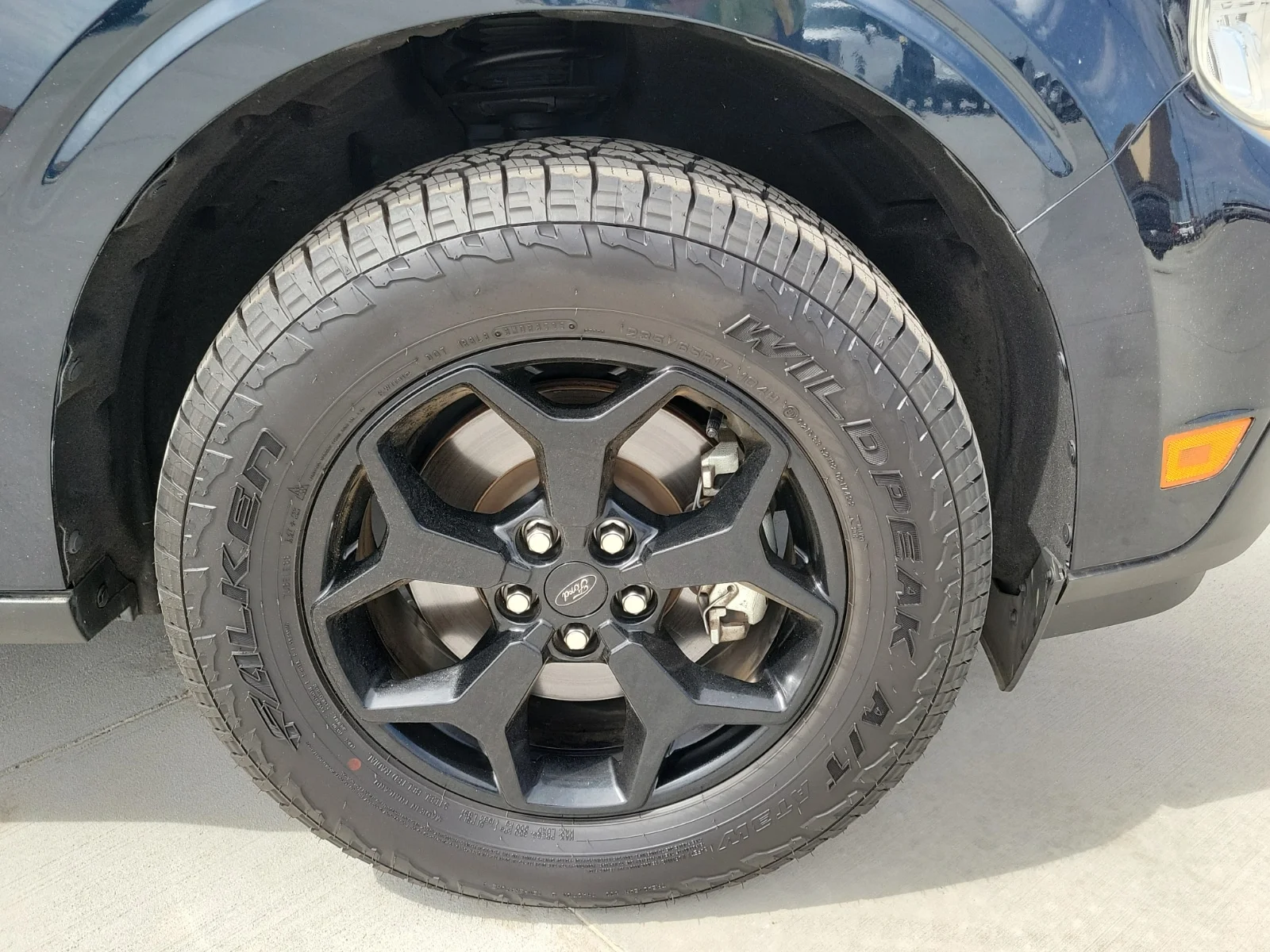 Used 2022 Blue Ford XLT All-Wheel Drive Supercrew 4.5 ft. box 121.1 in image 7