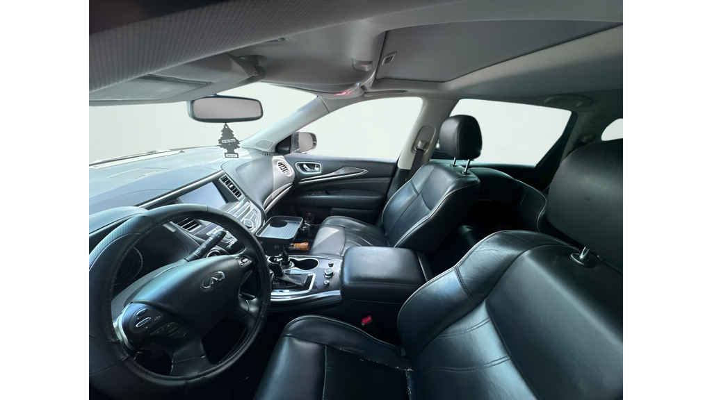 Used 2017 Black INFINITI Base image 19