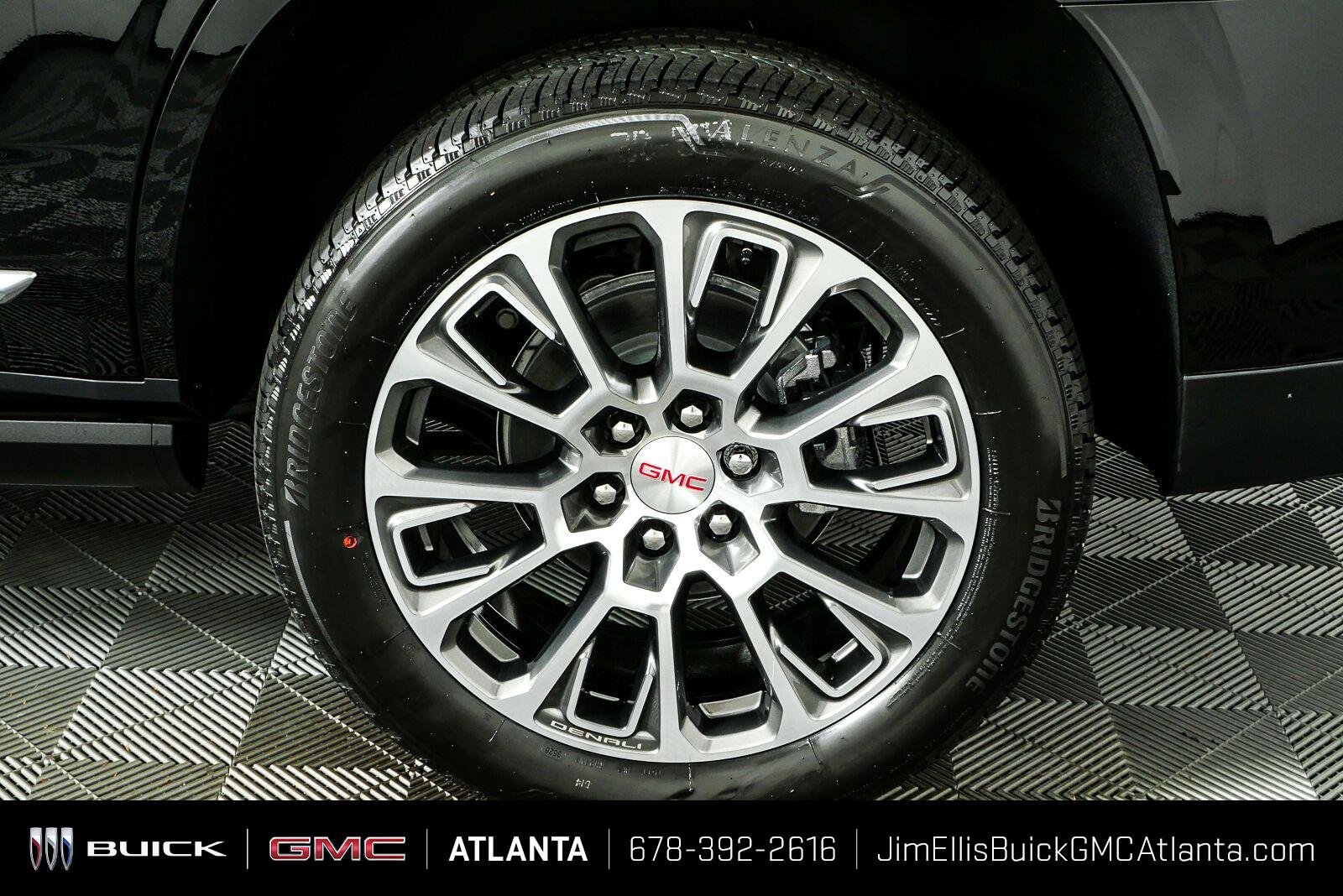 2027 GMC Yukon Denali - Photo 41