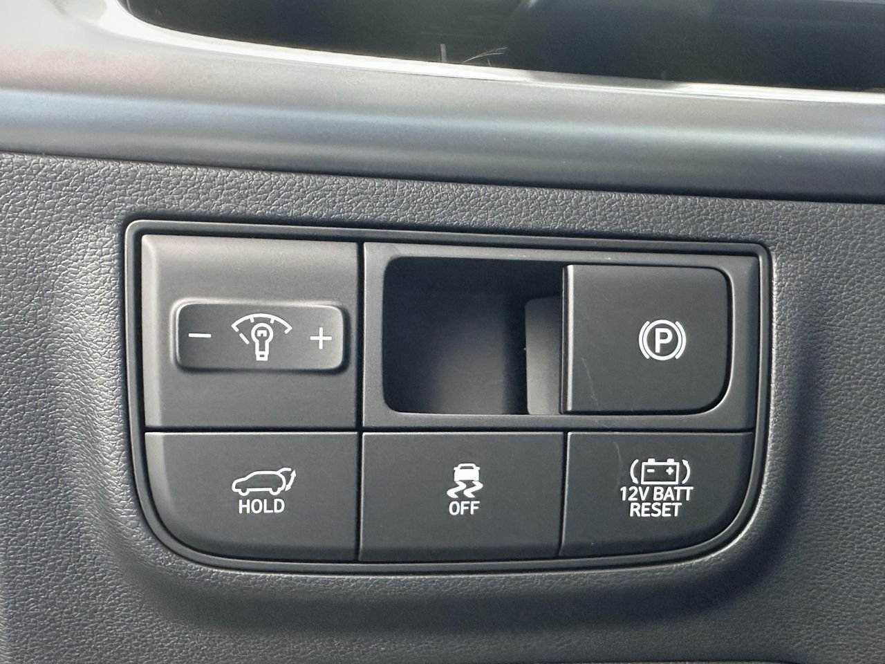 New 2026 Ash Black Hyundai SEL image 31