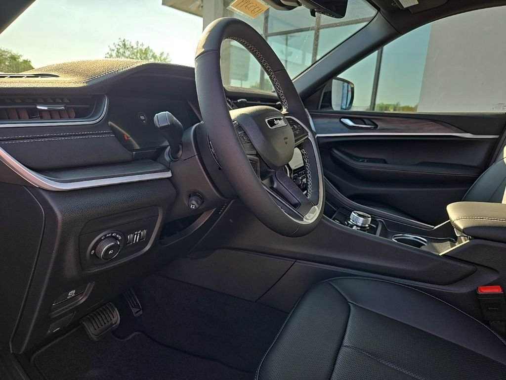 2025 Jeep Grand Cherokee L Limited - Photo 38