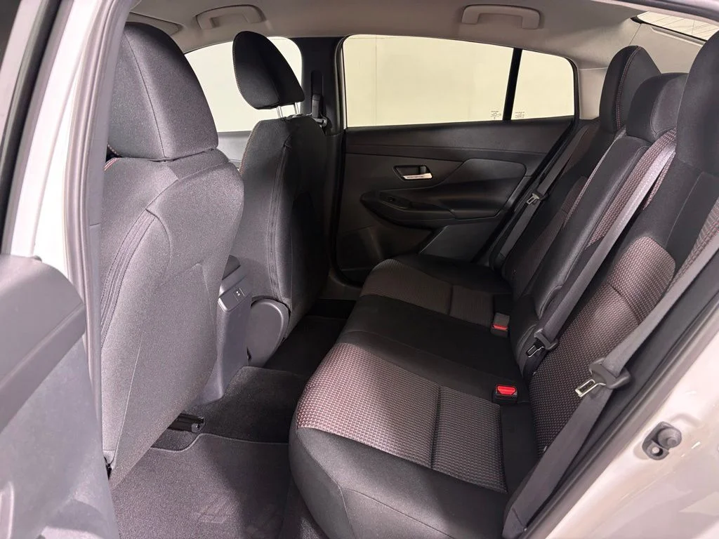 New 2026 Aspen White TriCoat / Super Black Two-tone Nissan SR image 37