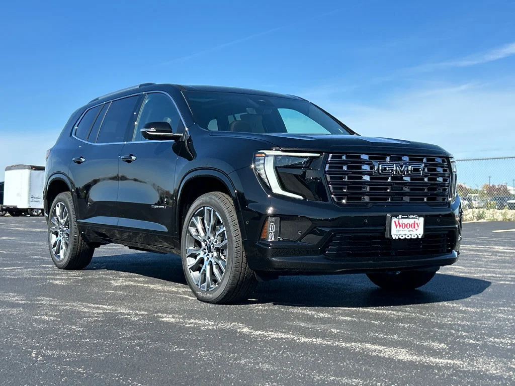 2027 GMC Acadia Denali Ultimate - Photo 2