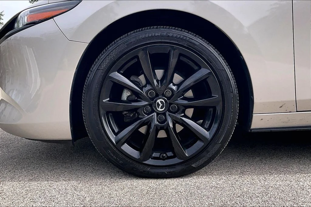 Used 2023 Silver Mazda 2.5 S Premium Package image 9