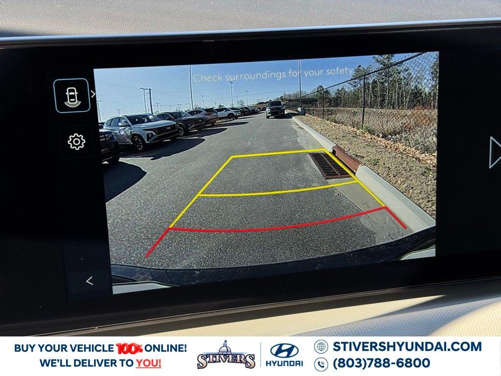 New 2026 Black Hyundai SEL FWD image 4