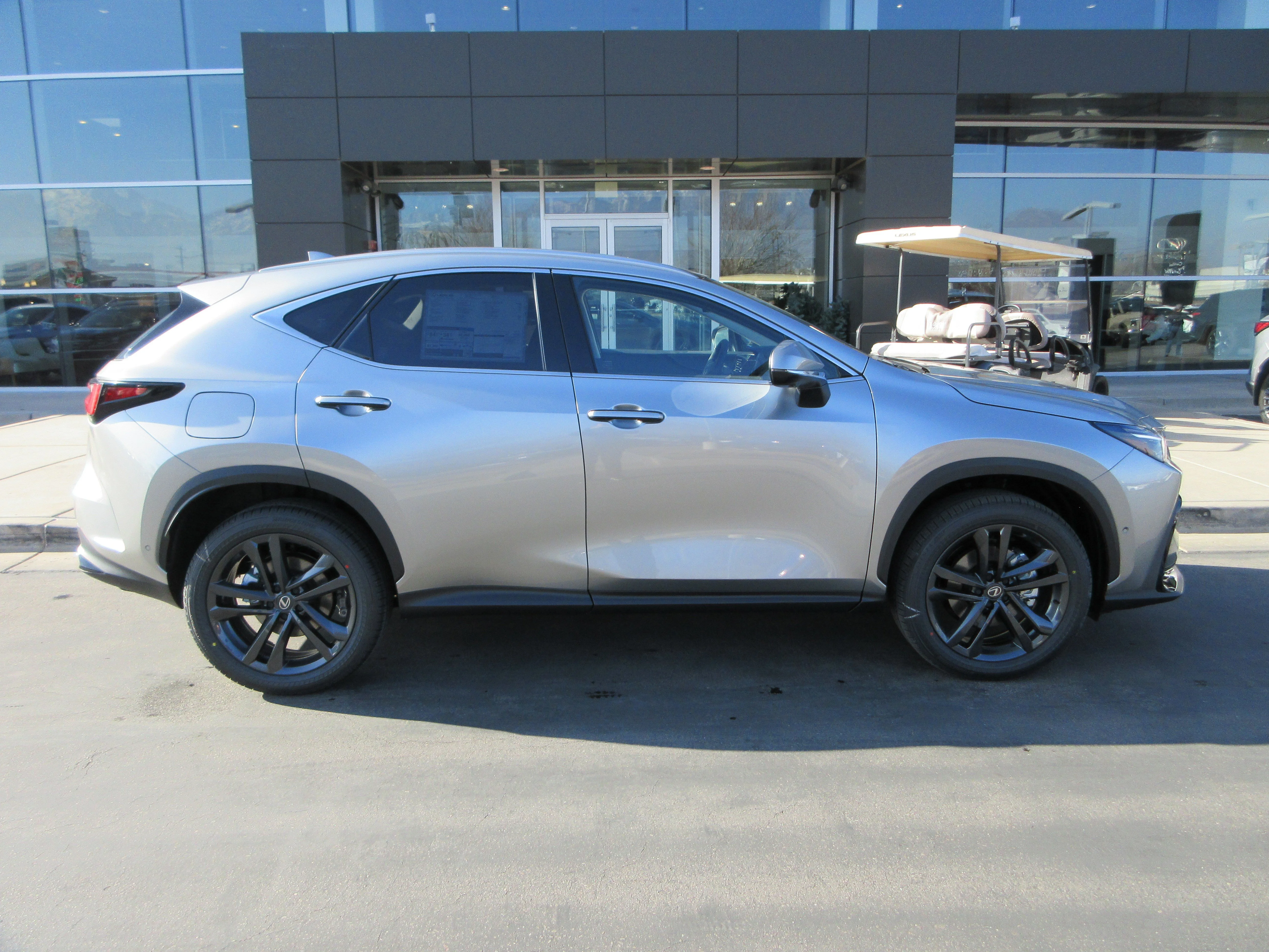 2026 Lexus NX 450h+ Luxury - Photo 11