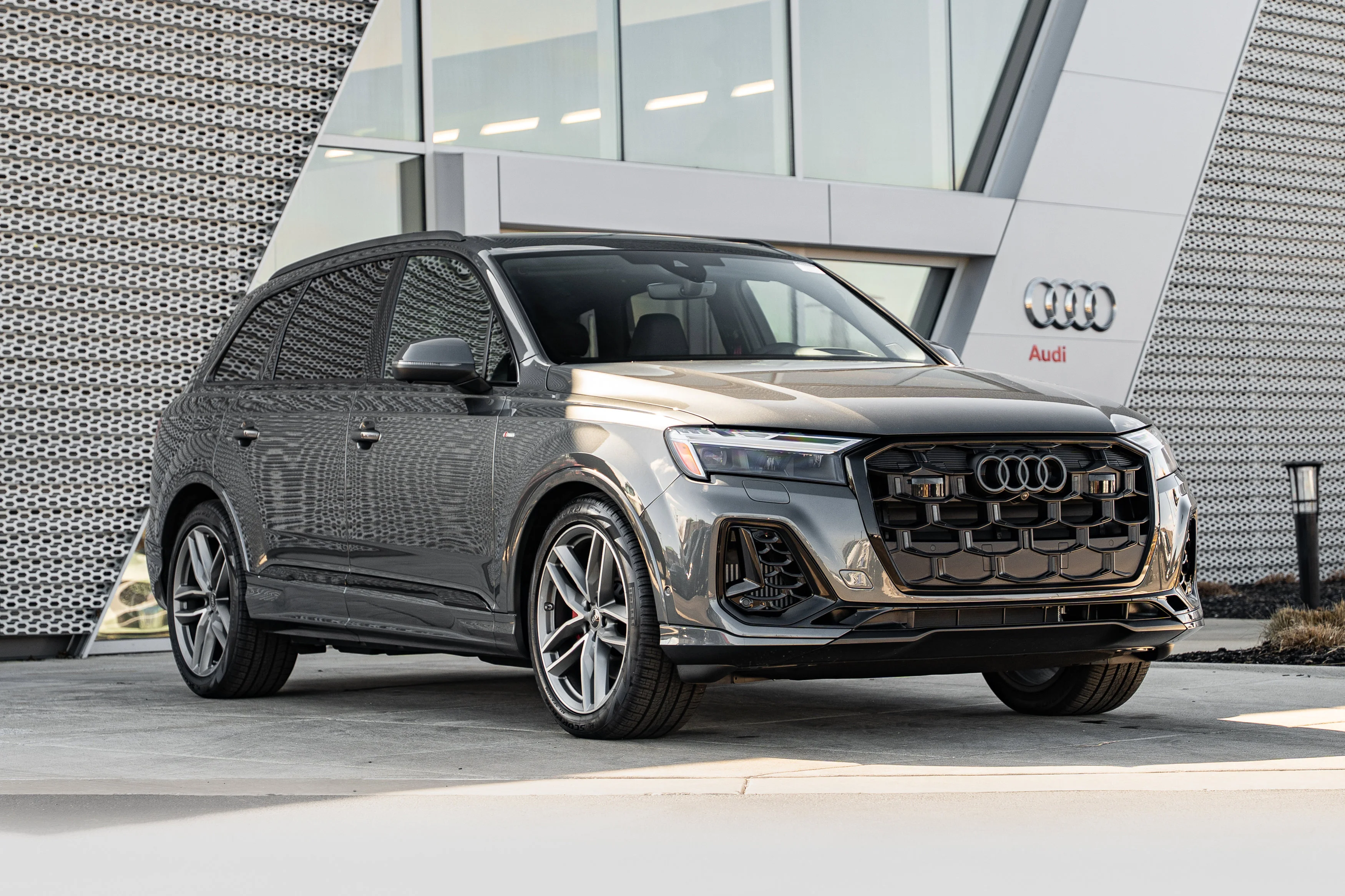2026 Audi Q7 55 Prestige quattro Tiptronic's photo