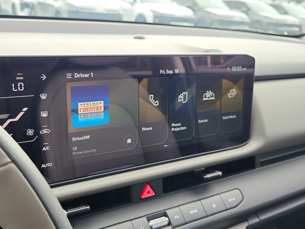 New 2027 Pale Gray Kia EX image 30