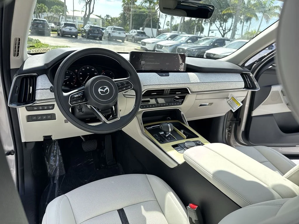 New 2026 Platinum Mazda 3.3 Turbo S Premium Plus AWD image 35