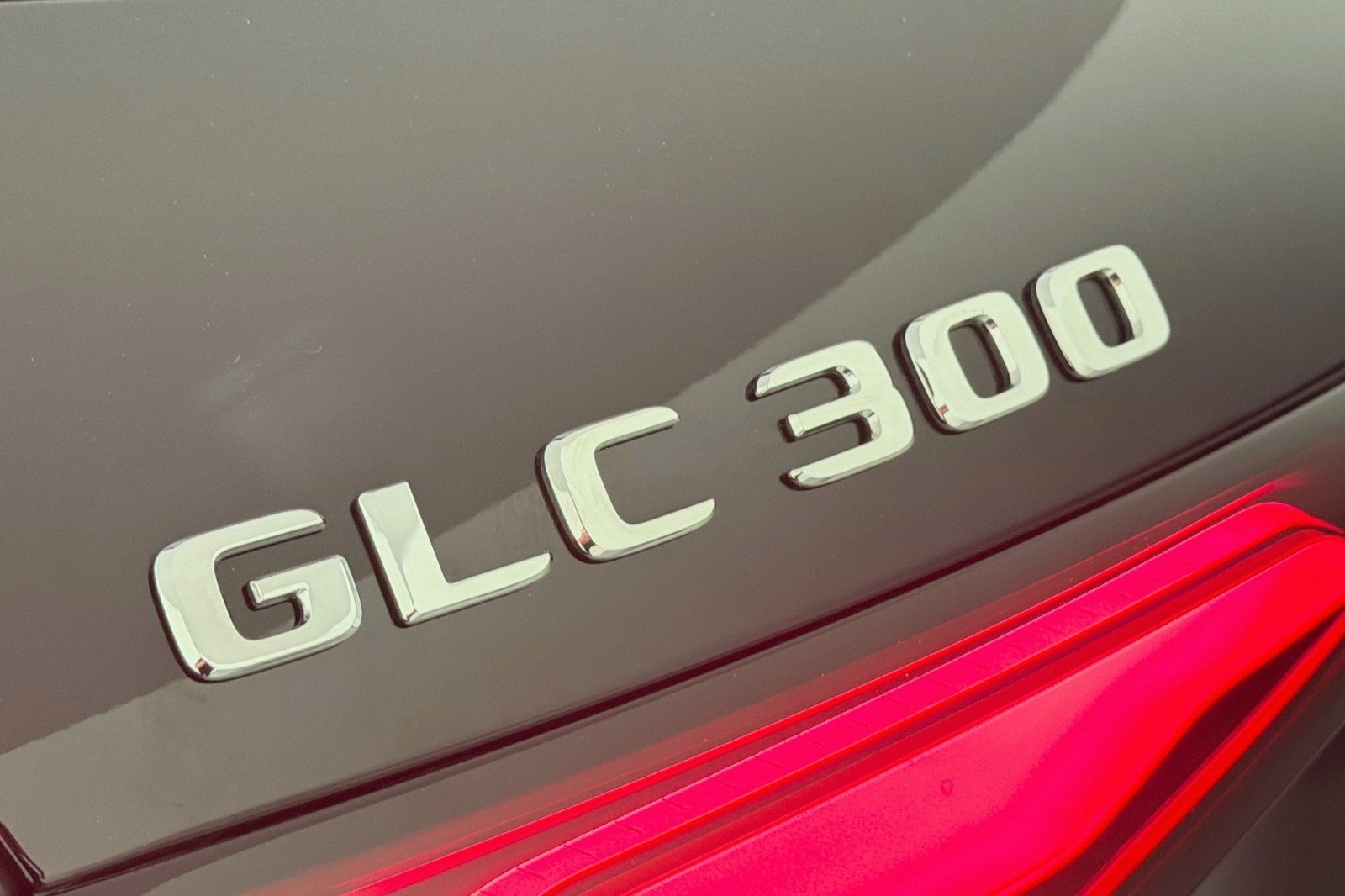 New 2027 Black Mercedes-Benz GLC 300 SUV image 8