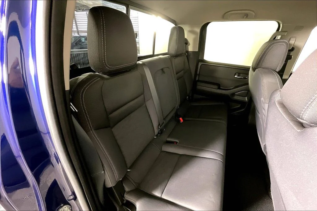 Used 2022 Blue Nissan SV image 26