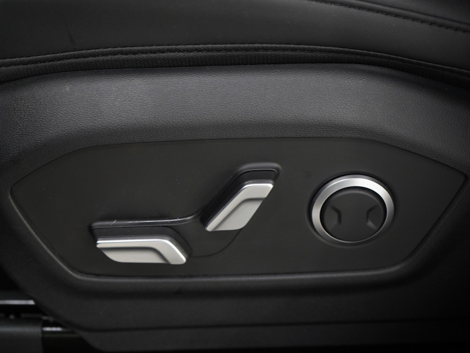 2026 Hyundai Santa Fe SEL - Photo 28
