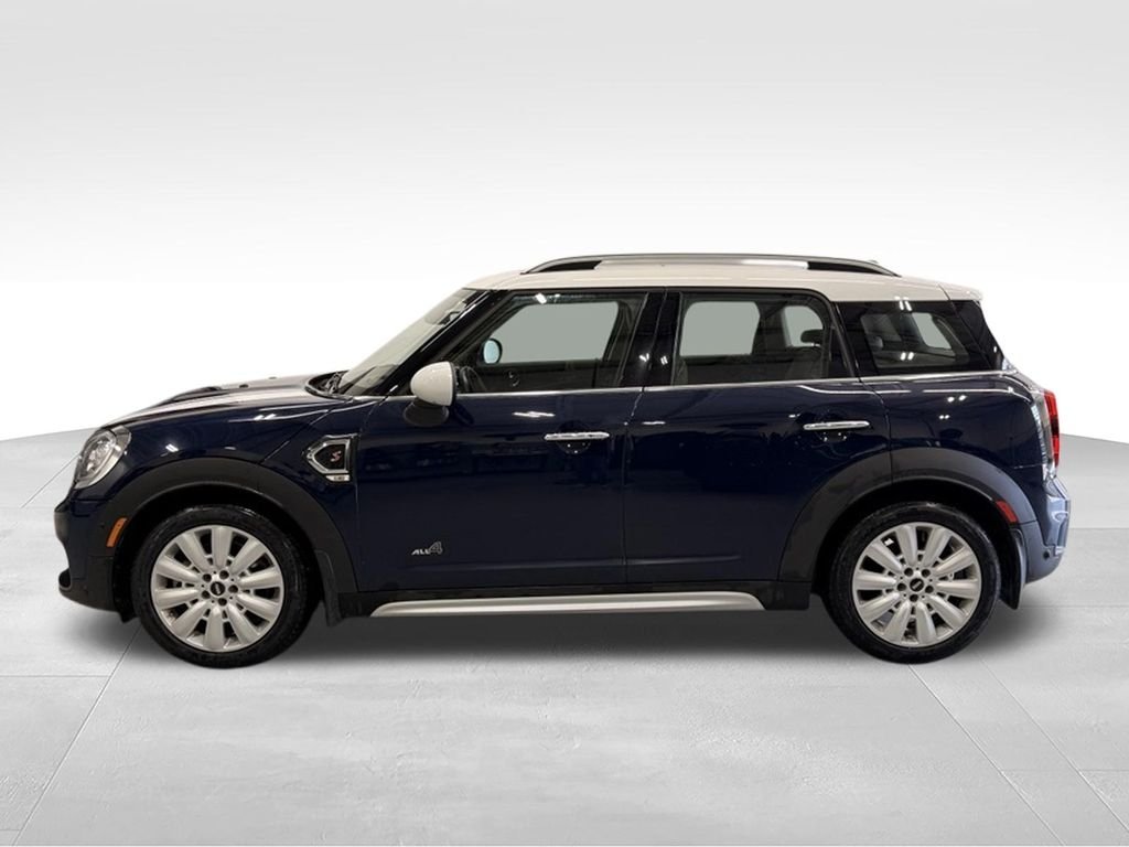 Used 2019 MINI Yours Lapisluxury Blue MINI  image 2