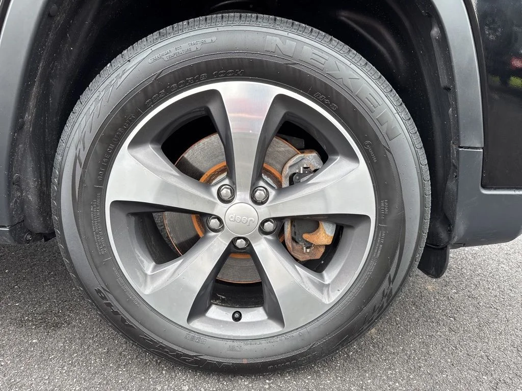 Used 2019 Black Jeep Limited image 12