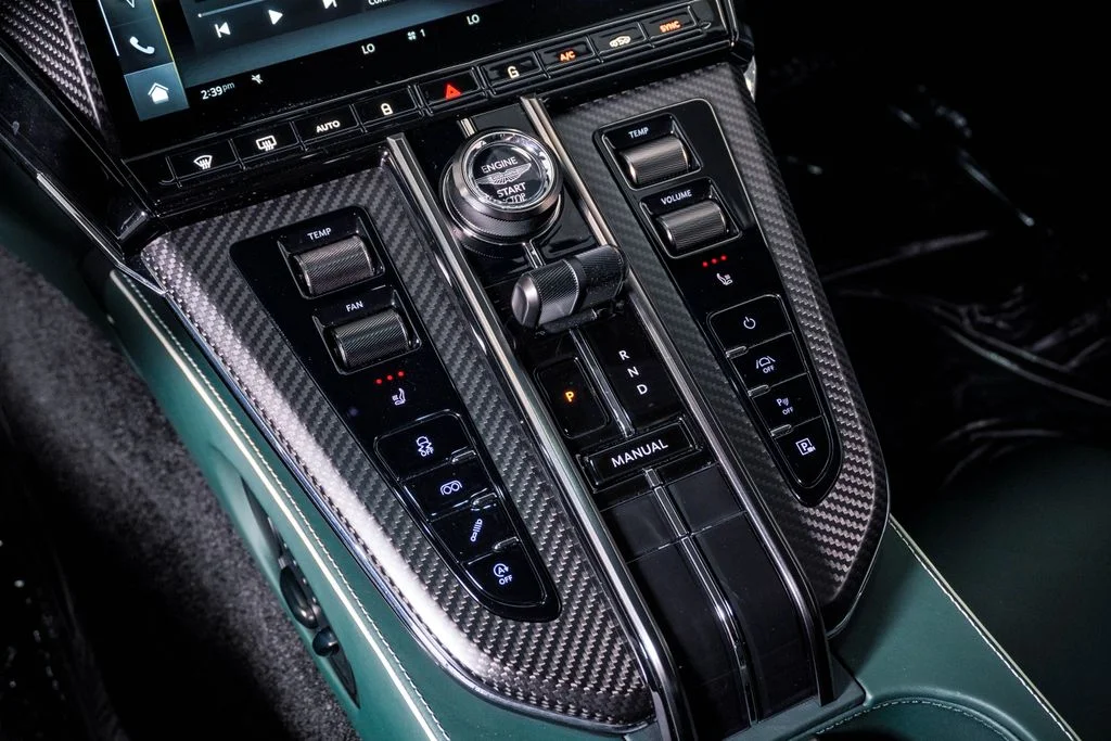 Used 2025 Q Chiltern Green Aston Martin Coupe image 30