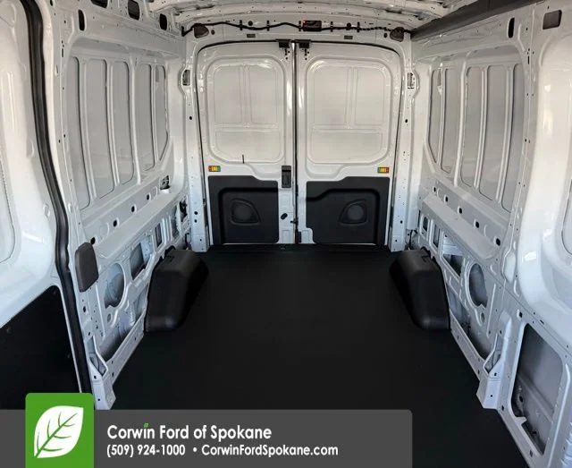 New 2026 Oxford White Ford Base image 31