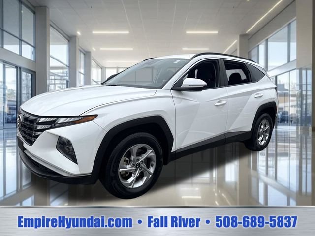 Used 2023 White Pearl Hyundai SEL image 1