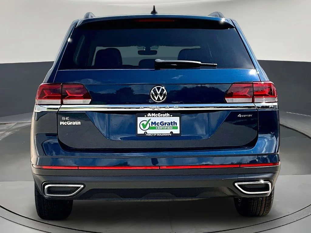 Used 2023  Volkswagen 2.0T SE image 6