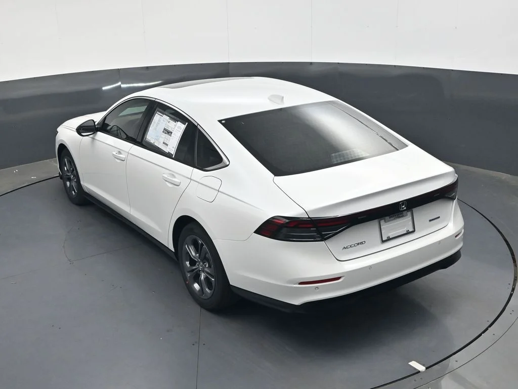 New 2026 Platinum White Pearl Honda EX-L image 22