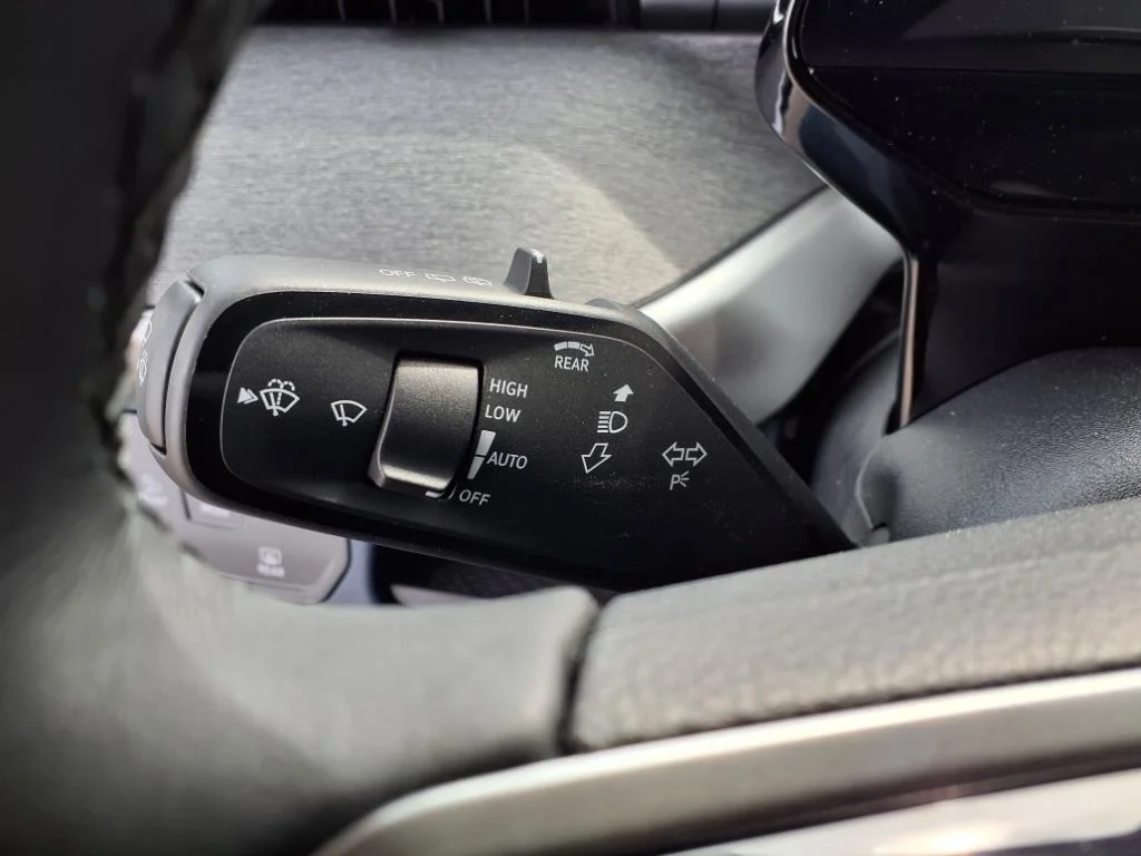 2025 Volkswagen ID. Buzz PRO S - Photo 17