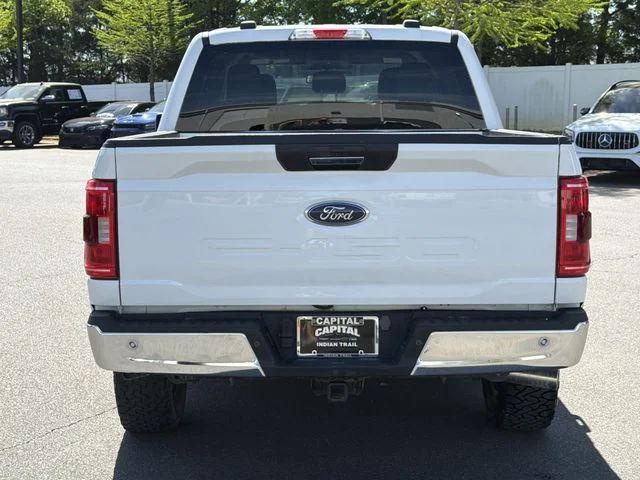 Used 2023 White Ford XLT image 12