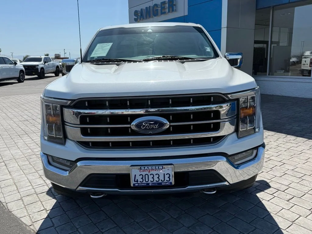 Used 2021 White Ford Lariat image 3