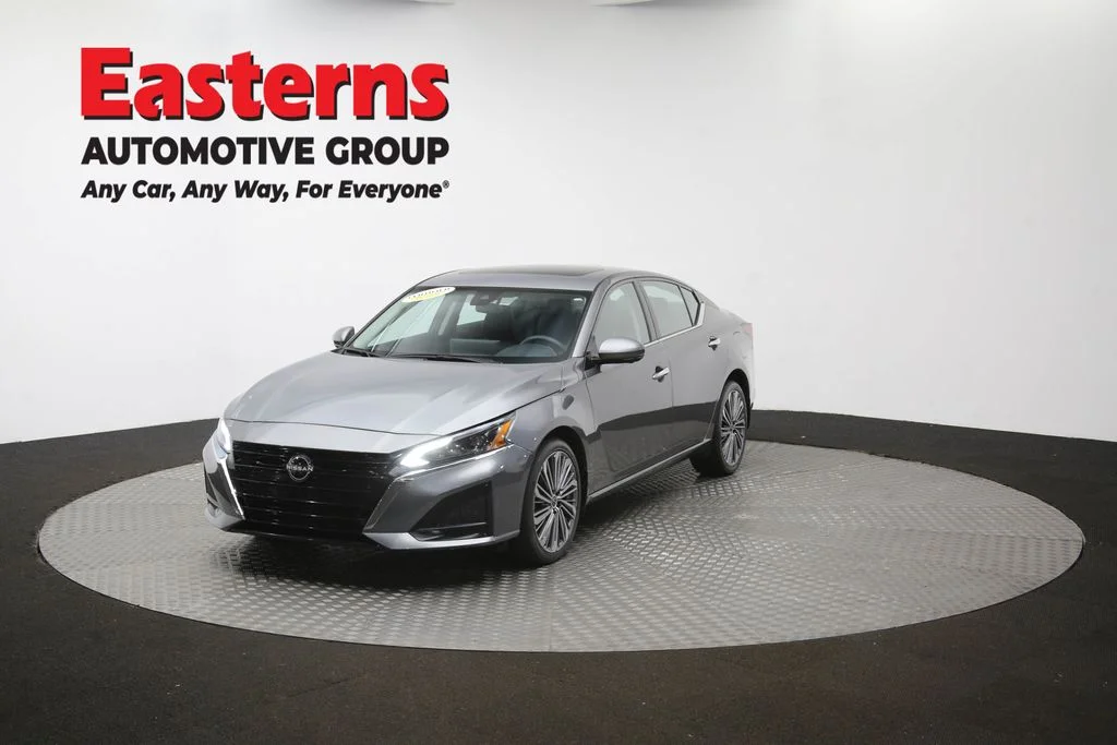 Used 2023 Gray Nissan 2.5 SL image 47