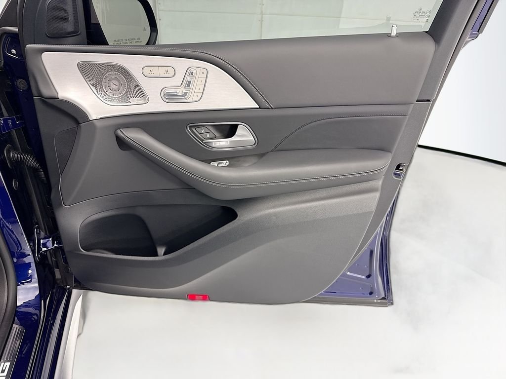 New 2026 MANUFAKTUR Mystic Blue Metallic Mercedes-Benz GLE 63 S AMG® image 24