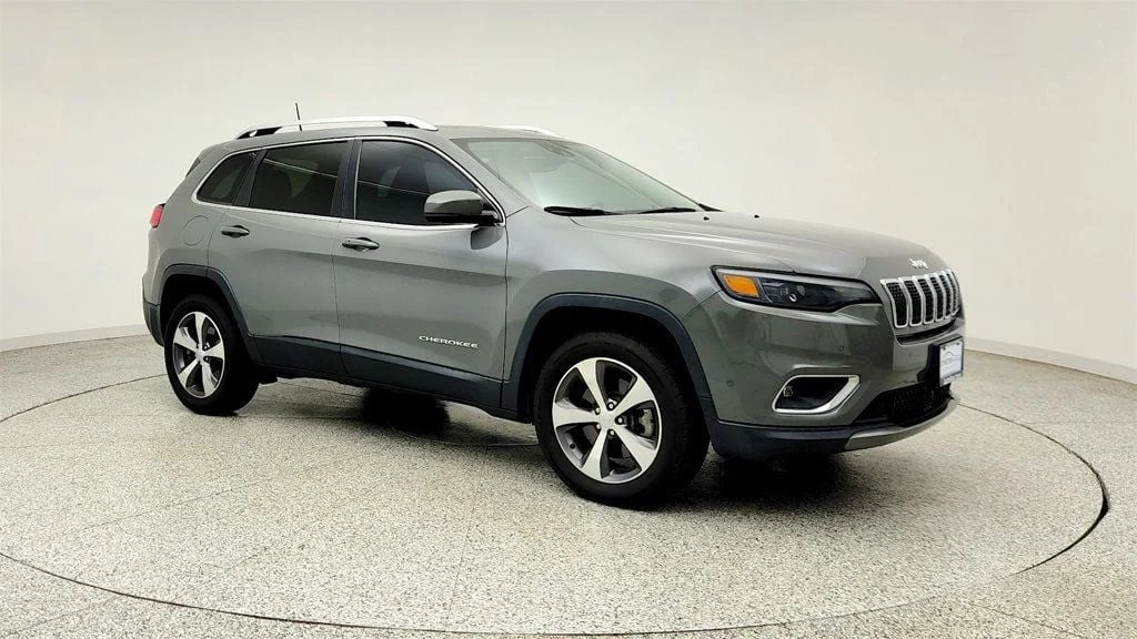 Used 2021 Sting-Gray Clearcoat Jeep Limited 4x4 image 3