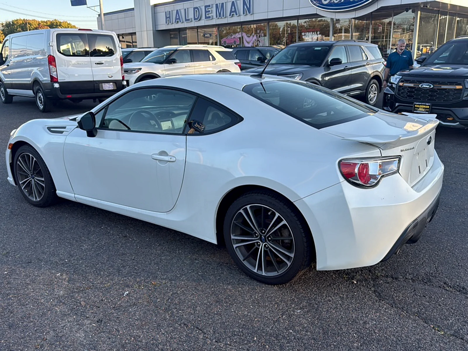 Used 2013 Off-white Subaru Limited image 6