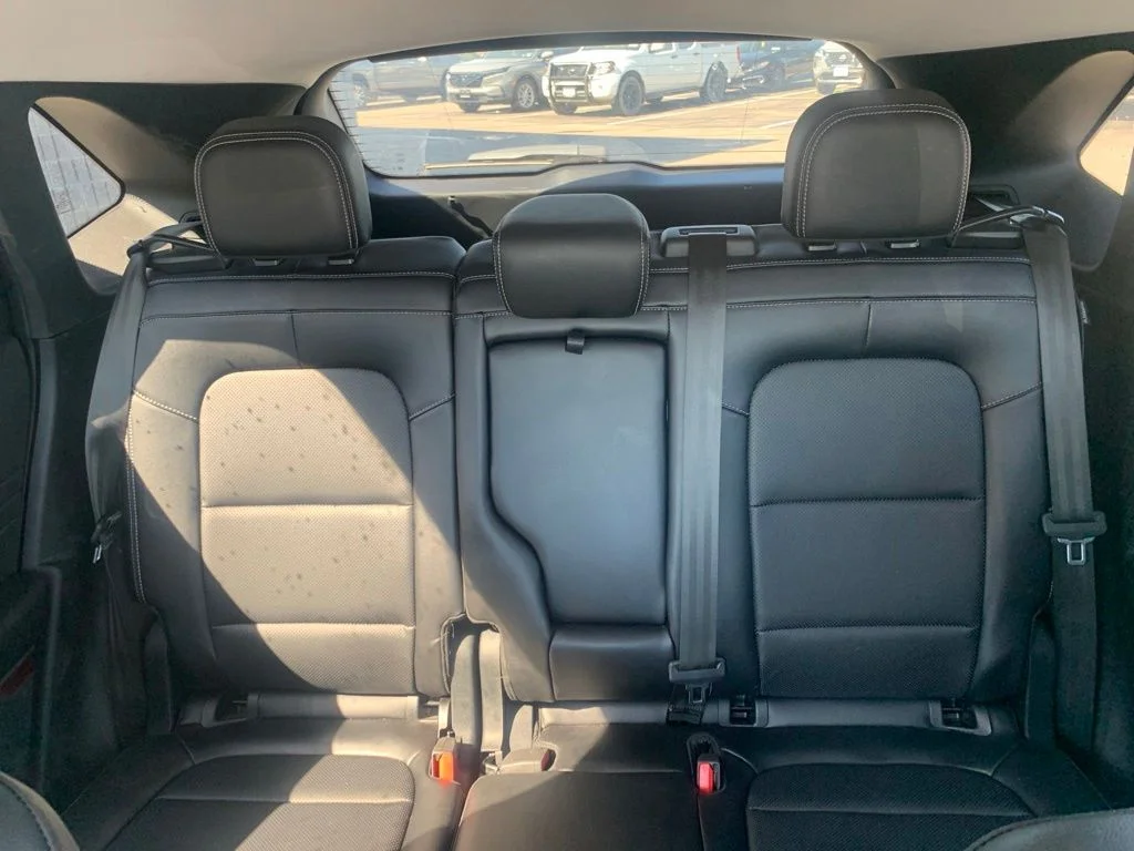 Used 2022 Gray Ford SEL image 23