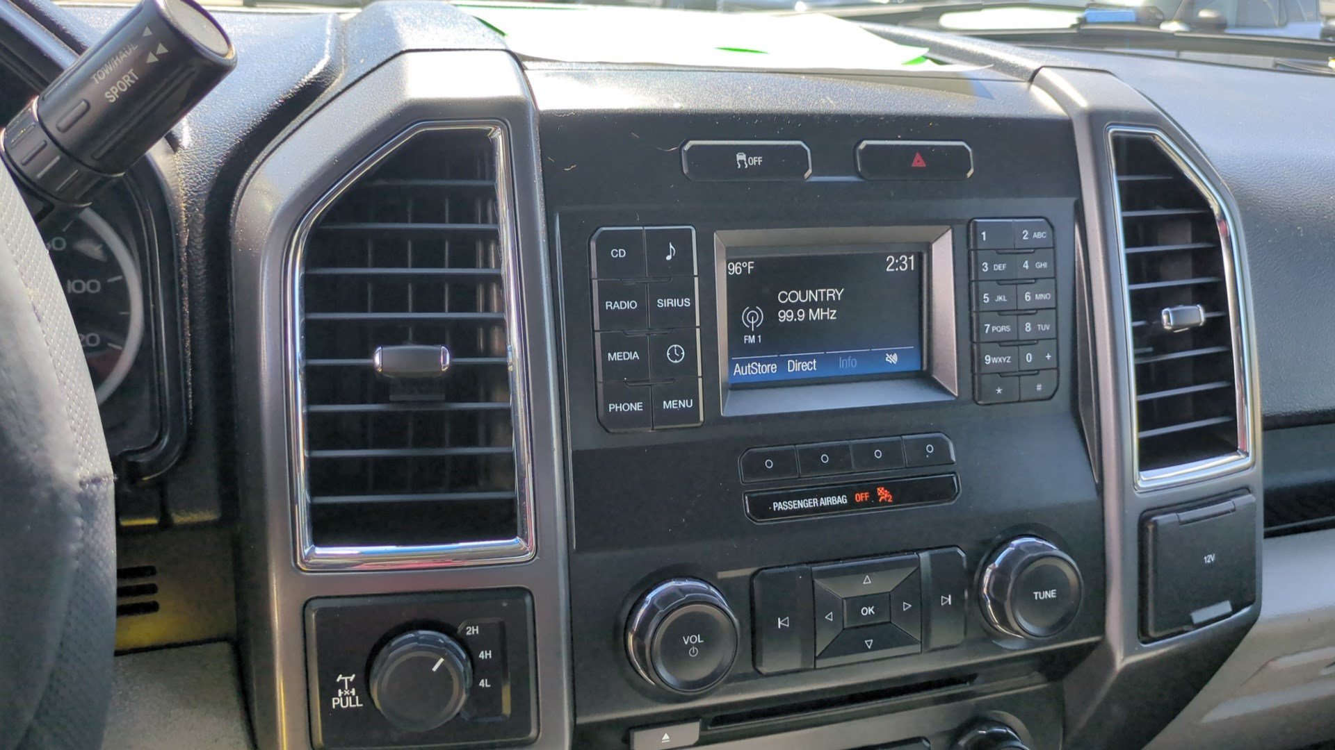 Used 2017 Ehite Ford XL image 21