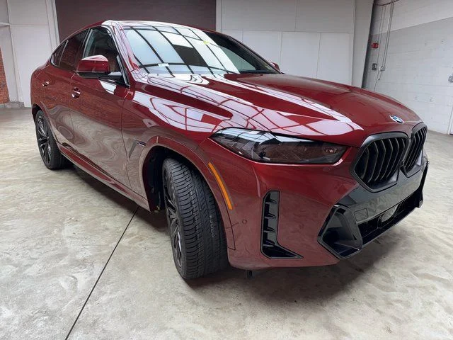 Used 2026 Red BMW xDrive40i image 7