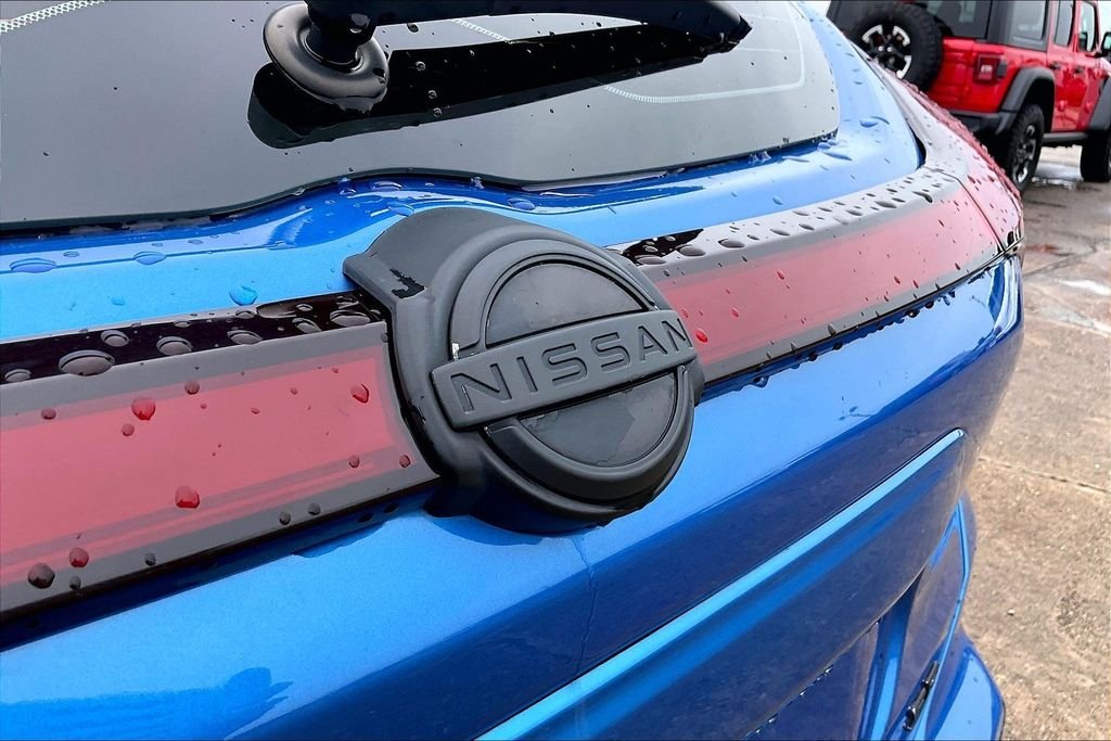 Used 2023 Blue Nissan SR image 26