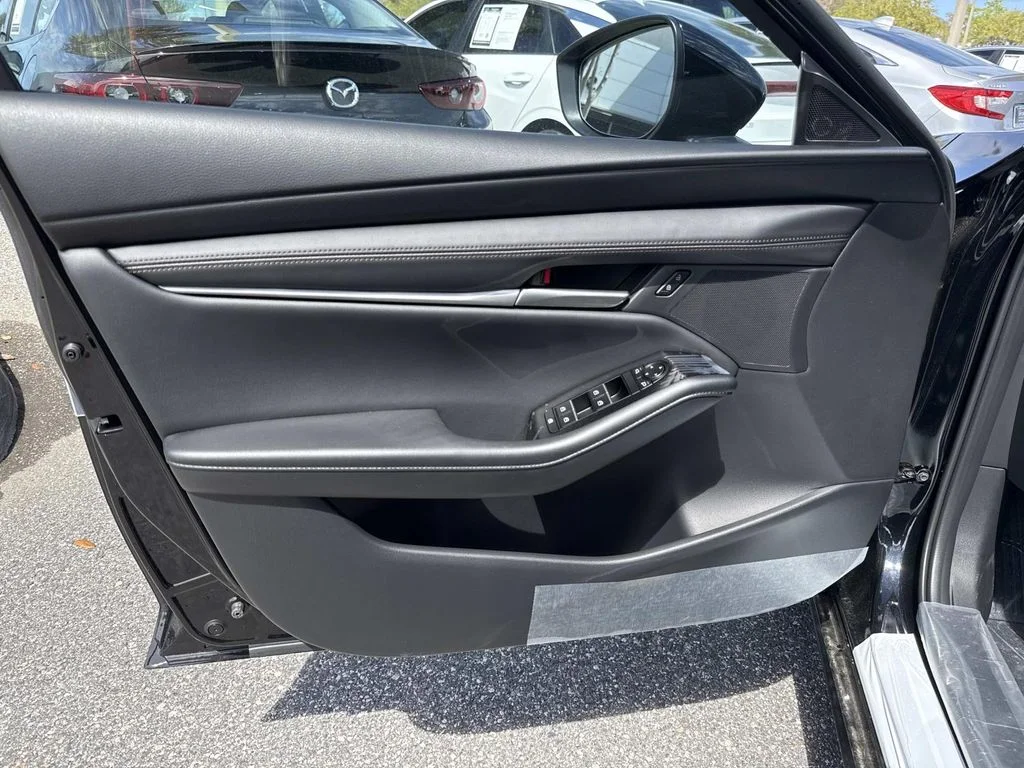 New 2026 Jet Black Mica Mazda 2.5 S Preferred image 24