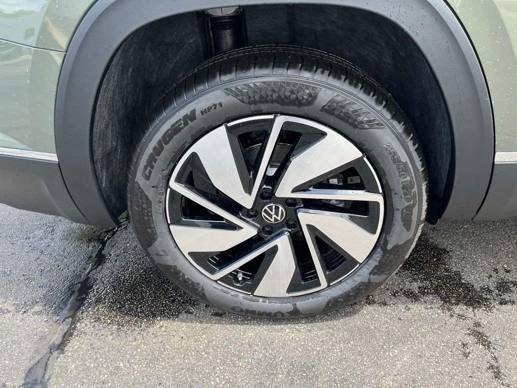 New 2026 Green Volkswagen 2.0T SEL image 30