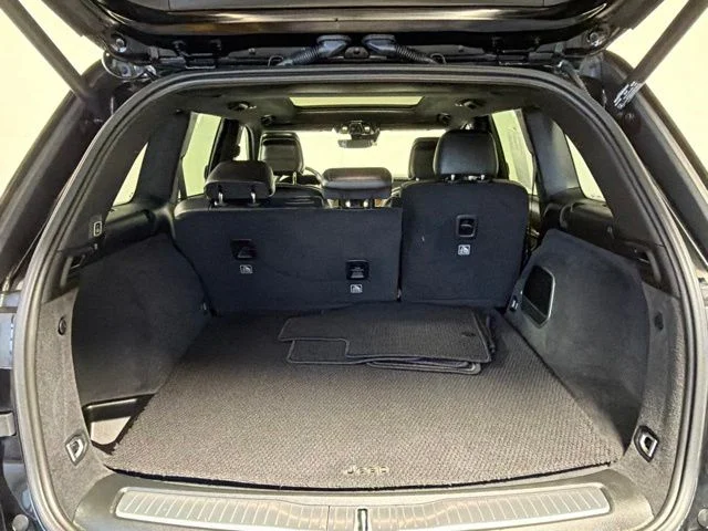 Certified Used 2023 Black Jeep Summit image 12
