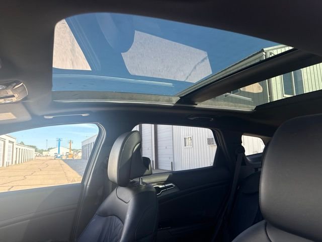 Used 2024 Gray Kia X-Line image 3