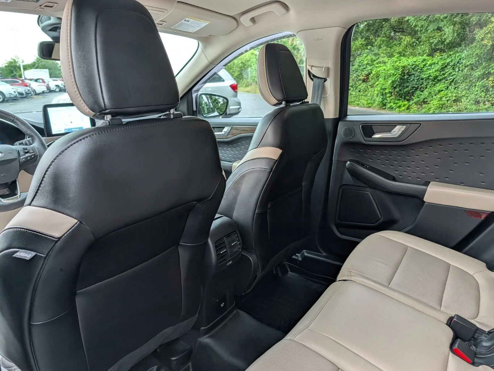 Used 2020 White Ford Titanium image 23