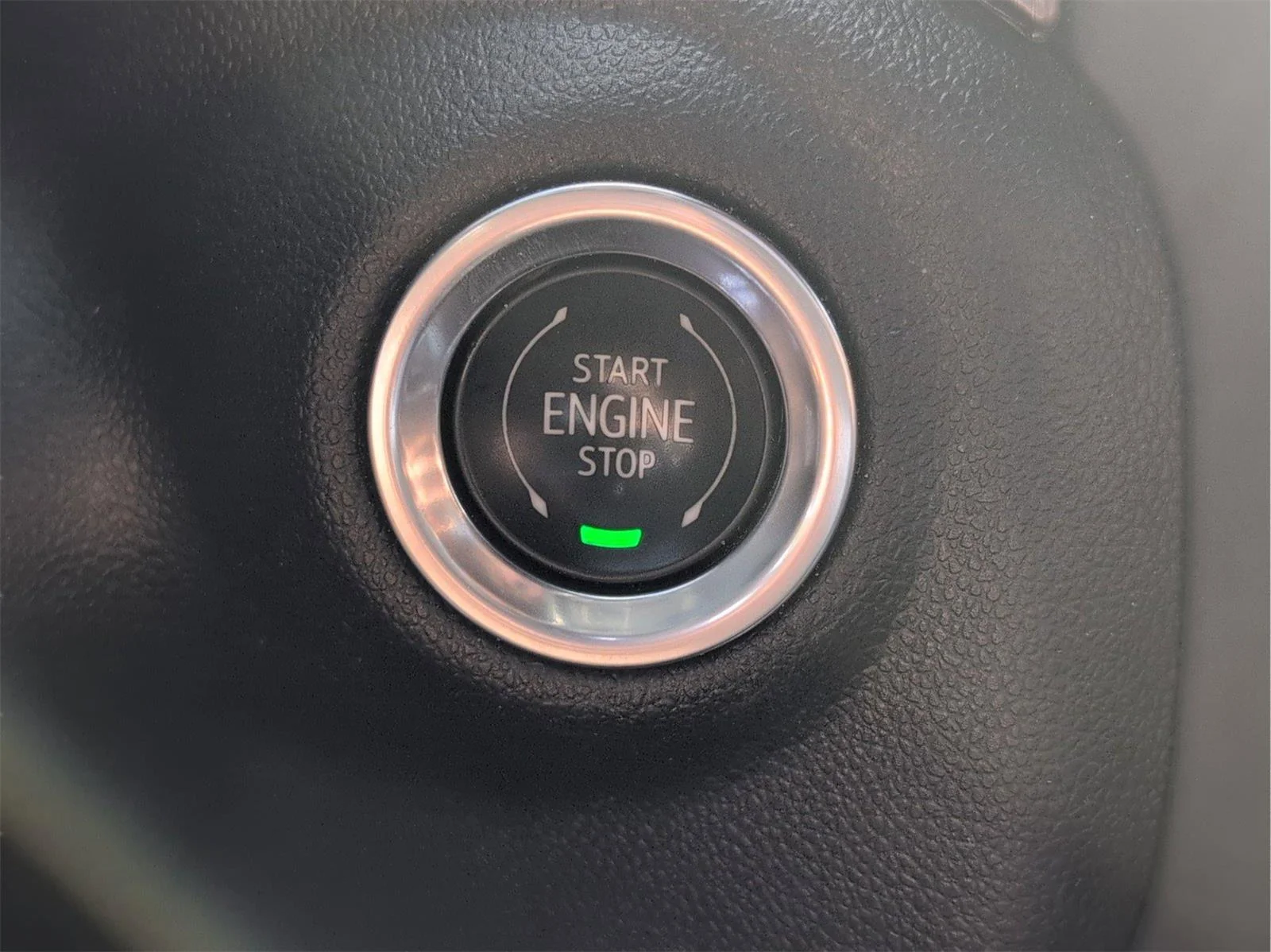 Used 2023 Forest Metallic GMC AT4 image 21