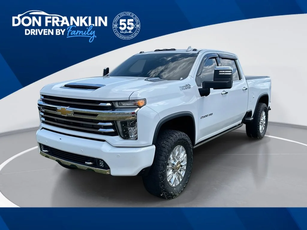 Used 2022 White Chevrolet High Country image 1