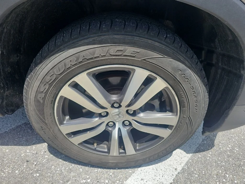 Used 2018 Modern Steel Metallic Honda EX image 13