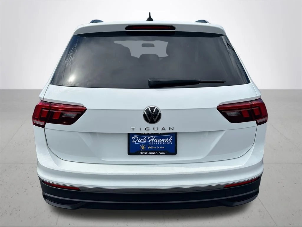 Used 2022  Volkswagen 2.0T S image 8