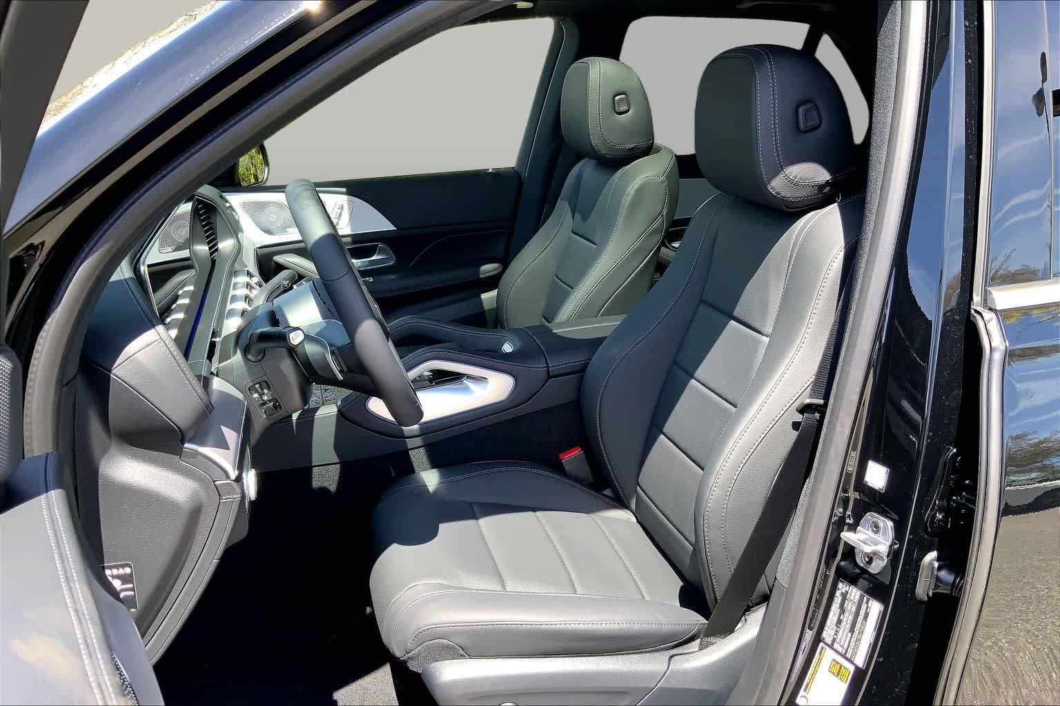 New 2026 Black Mercedes-Benz GLE 450 image 12