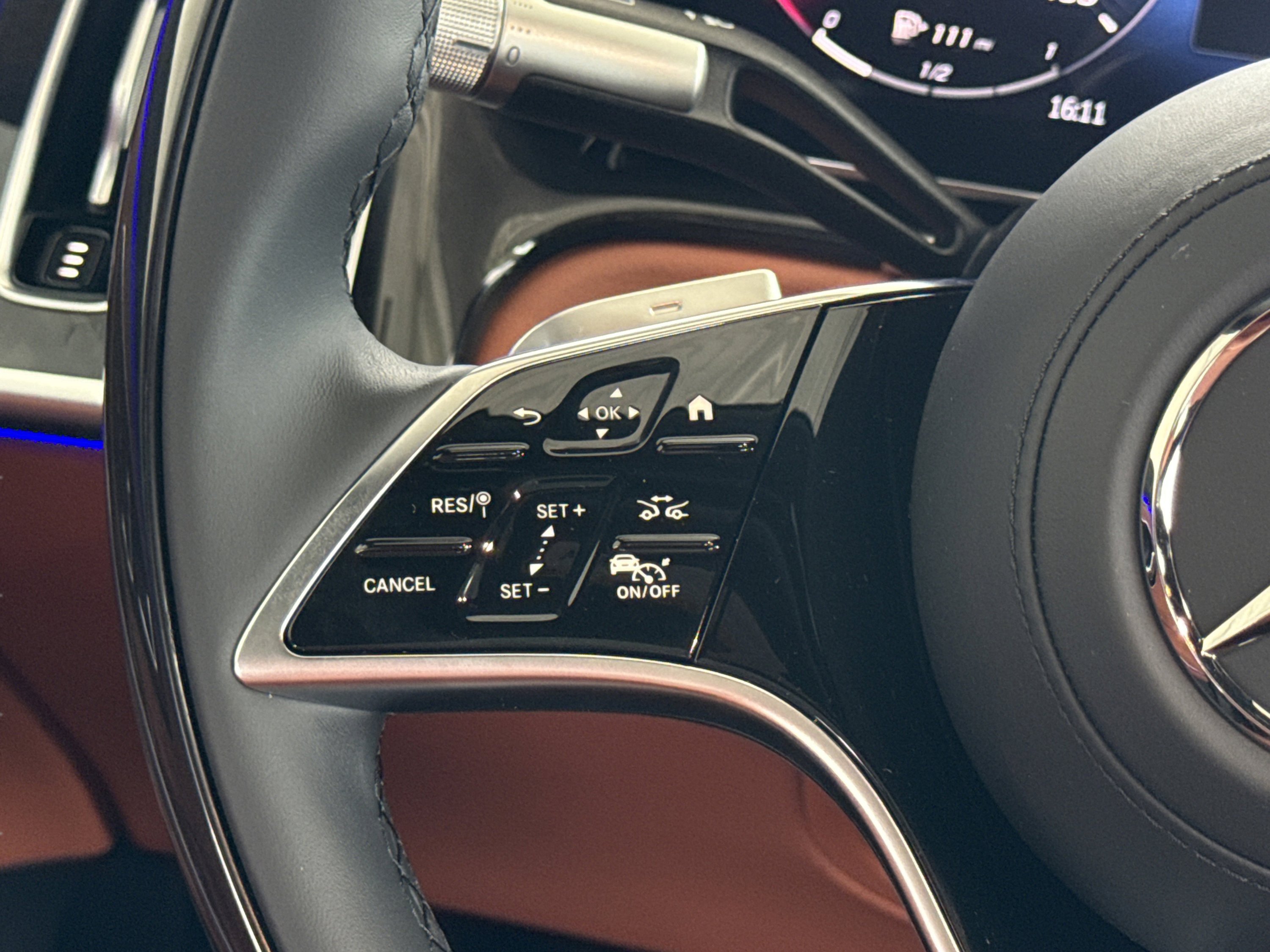 2026 Mercedes-Benz S-Class S 580 - Photo 32