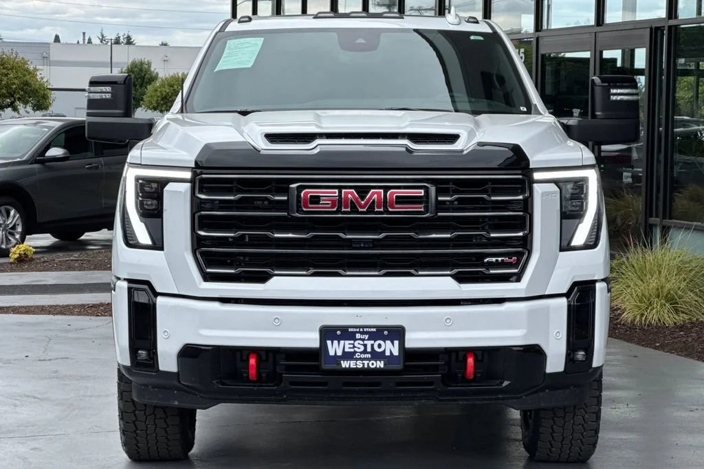 2025 GMC Sierra 2500HD AT4 - Photo 9