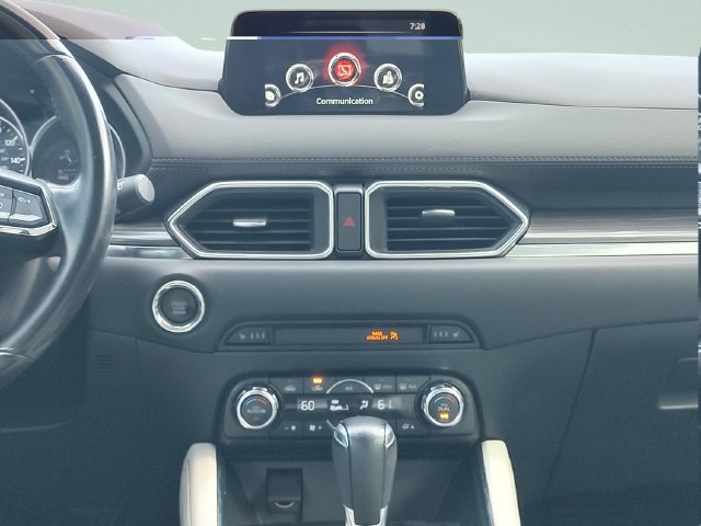 Used 2017 Red Mazda Grand Select image 13