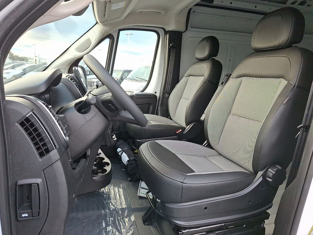 New 2026 Bright White Clearcoat RAM High Roof image 9