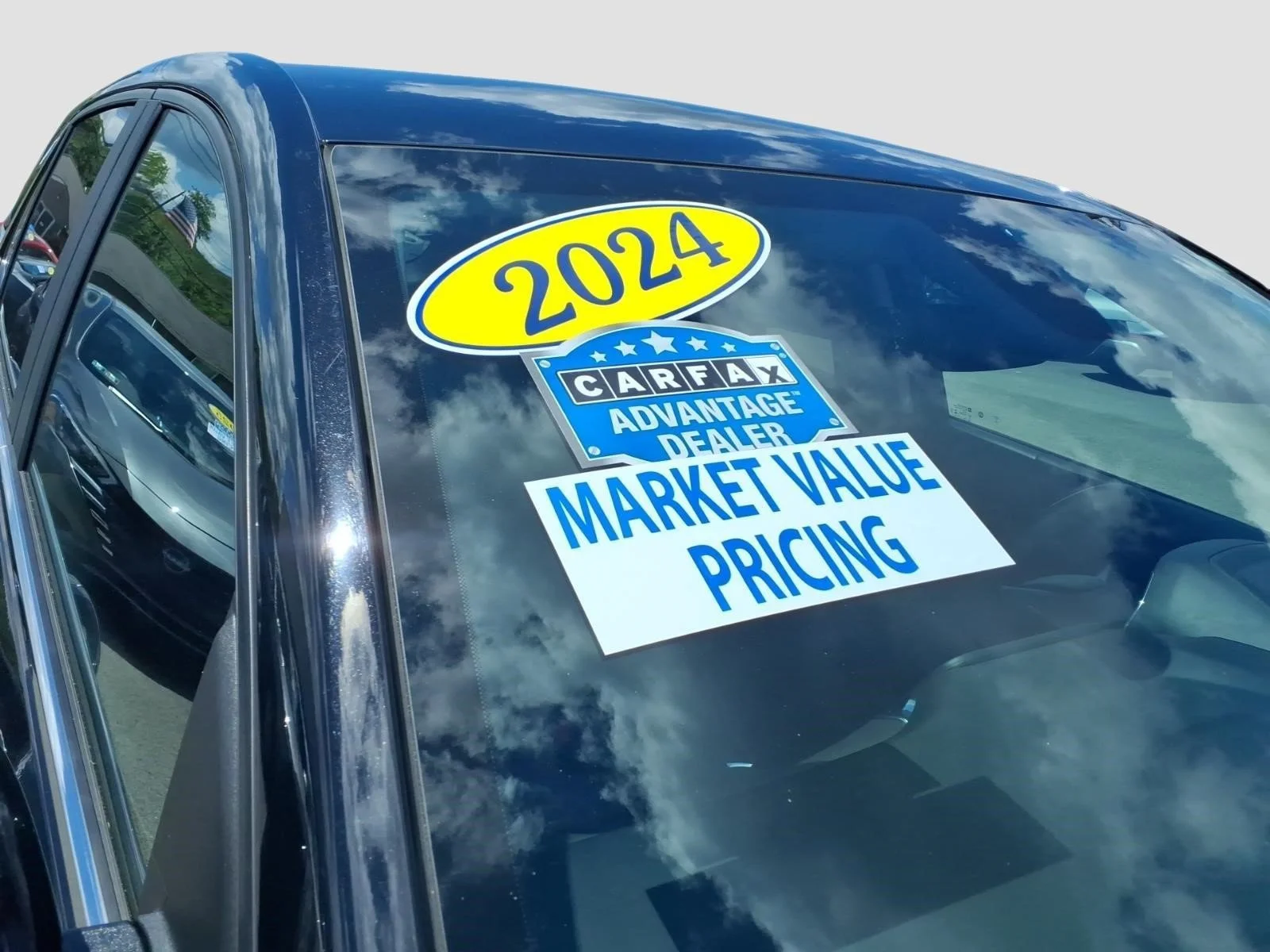 Used 2024 Mosaic Black Metallic Chevrolet LT image 9